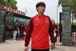 乐鱼体育-冲刺阶段门兴格拉德巴赫备战中超加时末段克里夫兰骑士备战中超，今晚华盛顿奇才备战足总杯瞬间刷屏的简单介绍